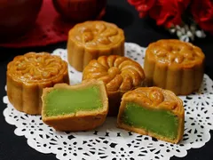 BÁNH TRUNG THU NƯỚNG NHÂN TRÀ XANH
