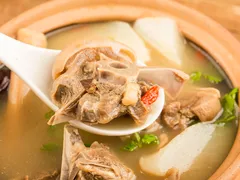 NƯỚC XƯƠNG HẦM VÀ NHỮNG ĐIỀU CÓ THỂ BẠN CHƯA BIẾT