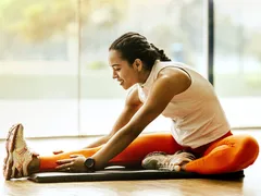 CÁC BÀI TẬP THỂ DỤC GIÚP LẤY LẠI VÓC DÁNG SAU TẾT
