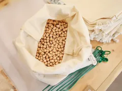 ĐẬU NÀNH CÓ LỢI HAY CÓ HẠI ĐỐI VỚI BỆNH NHÂN UNG THƯ VÚ