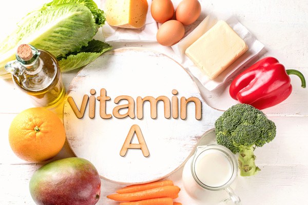 Vitamin A đóng vai trò quan trọng trong quá trình sinh trưởng và phát triển của tế bào tóc Vitamin A đóng vai trò quan trọng trong quá trình sinh trưởng và phát triển của tế bào tóc