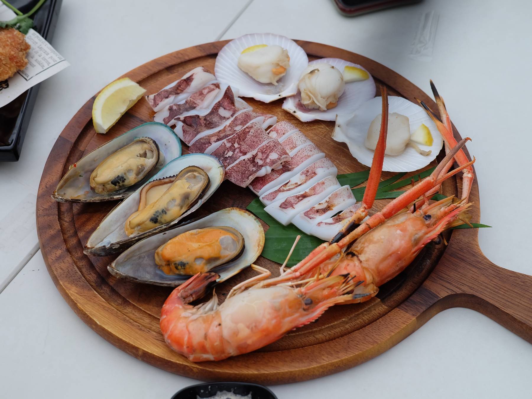 Vi khuẩn ăn thịt người thường ký sinh trên hải sản nên cần cẩn trọng khi sử dụng loại thực phẩm này Vi khuẩn ăn thịt người thường ký sinh trên hải sản nên cần cẩn trọng khi sử dụng loại thực phẩm này