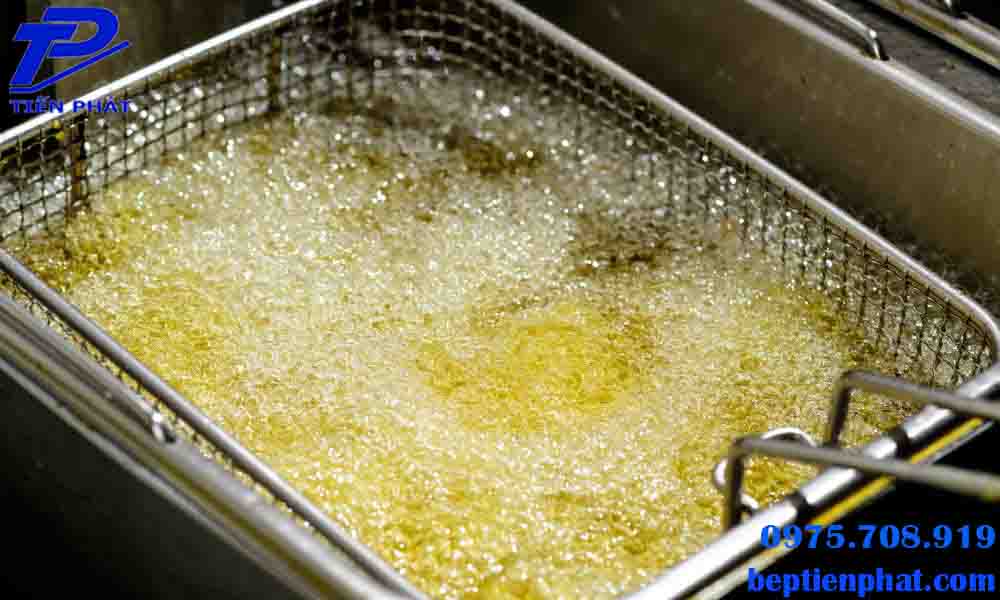 Bếp chiên nhúng đơn có dung tích lớn tiết kiệm thời gian một chế biến Bếp chiên nhúng đơn có dung tích lớn tiết kiệm thời gian một chế biến