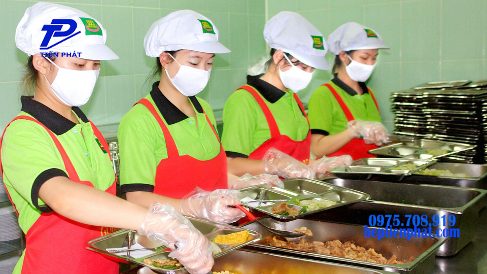 Khu chế biến là nơi quyết định đến chất lượng của mọi món ăn. Khu chế biến là nơi quyết định đến chất lượng của mọi món ăn.