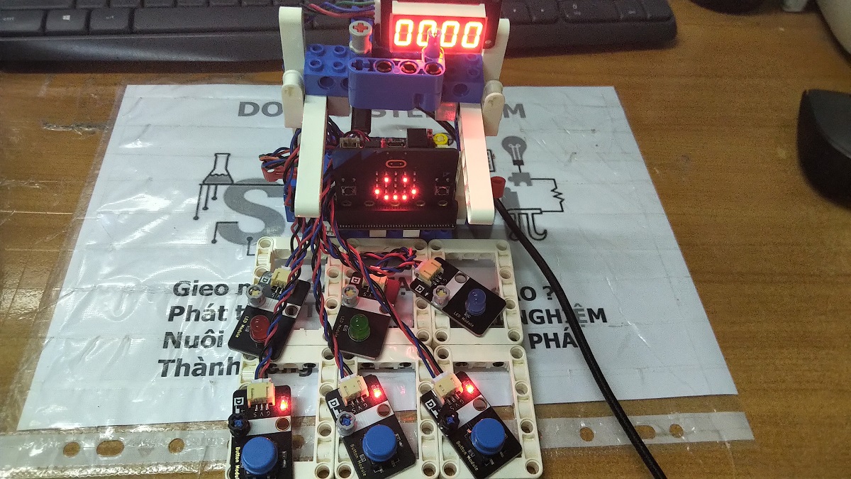 Mô hình 18 - Trò chơi luyện trí nhớ - Bộ Kit Microbit PH2.0