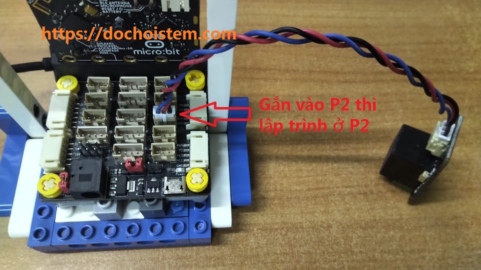 Kết nối module relay với Mạch mở rộng Microbit PH2.0 Kết nối module relay với Mạch mở rộng Microbit PH2.0
