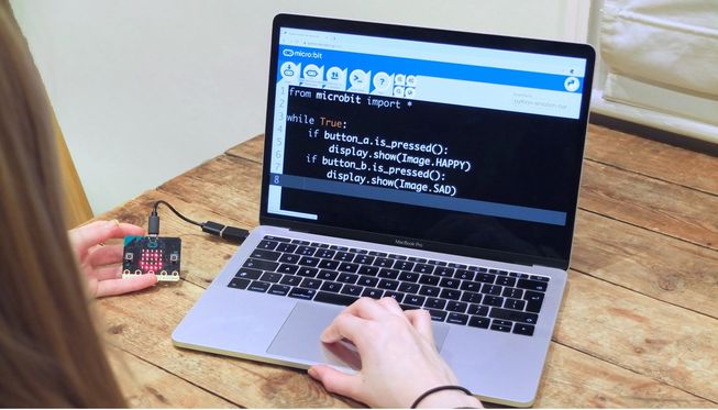 laptop microbit laptop microbit