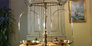 Bài 10: Cân thăng bằng - Lego Education 9686 Kỹ sư cơ khí