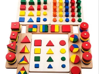Đồ chơi Montessori: phát triển trí tuệ cho trẻ từ 12 tháng tuổi