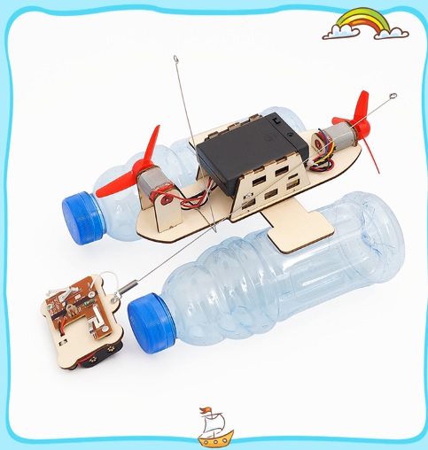 Thuyền điều khiển Thuyền điều khiển