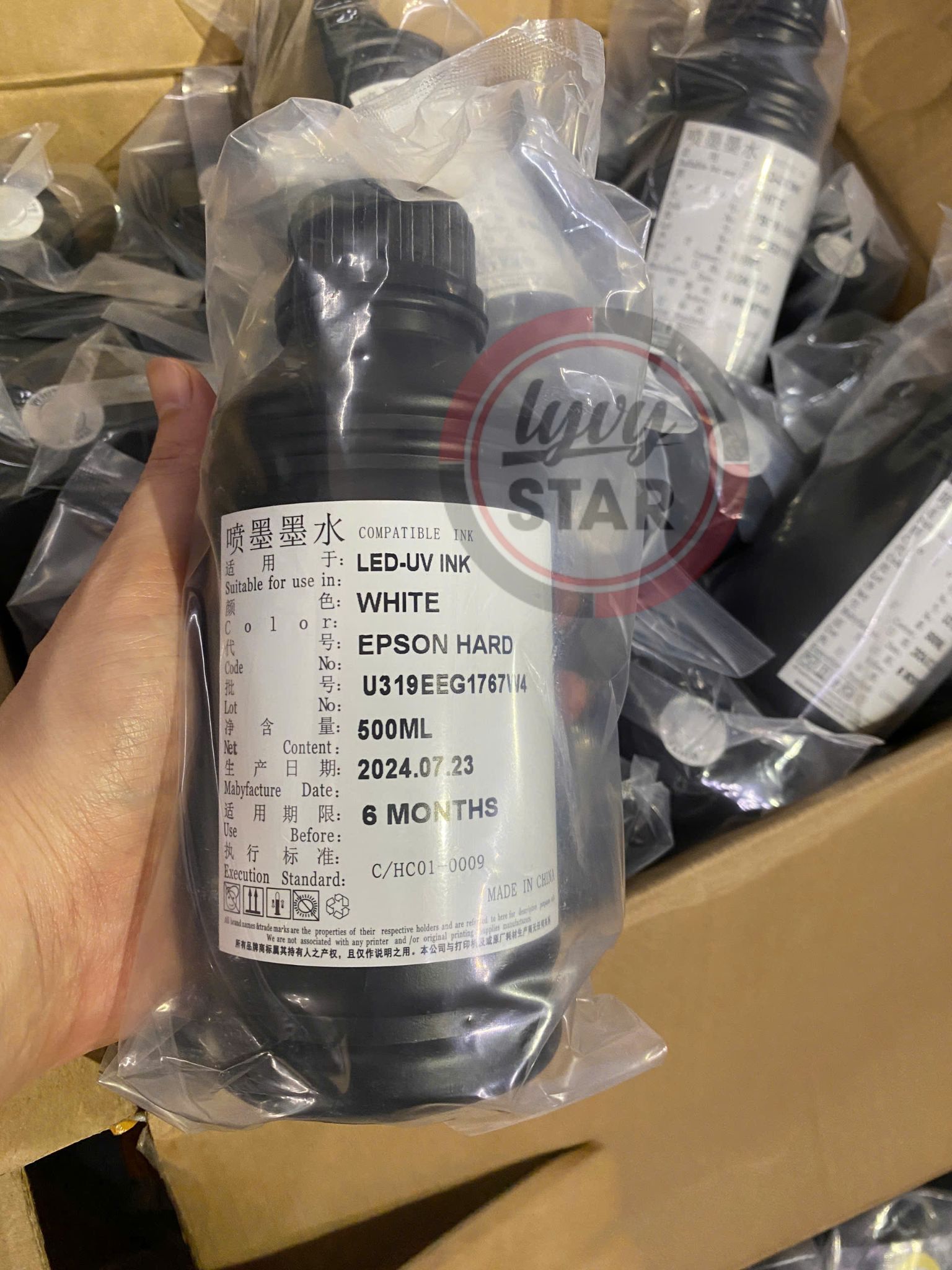 Mực in UV nào sử dụng cho đầu phun i3200? Mực in UV nào sử dụng cho đầu phun i3200?