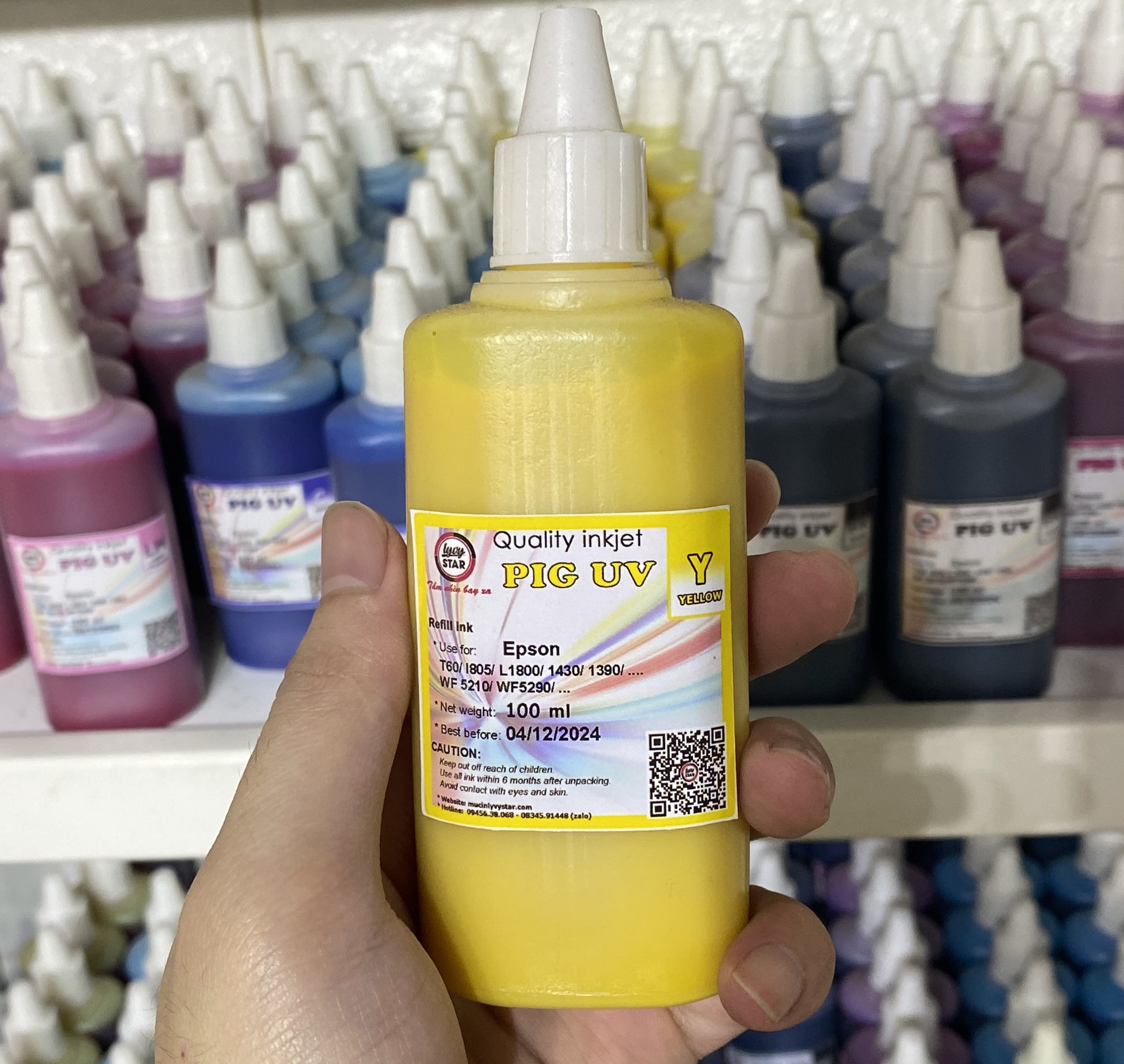 Epson L805 dùng mực Pigment giá bao nhiêu? Epson L805 dùng mực Pigment giá bao nhiêu?