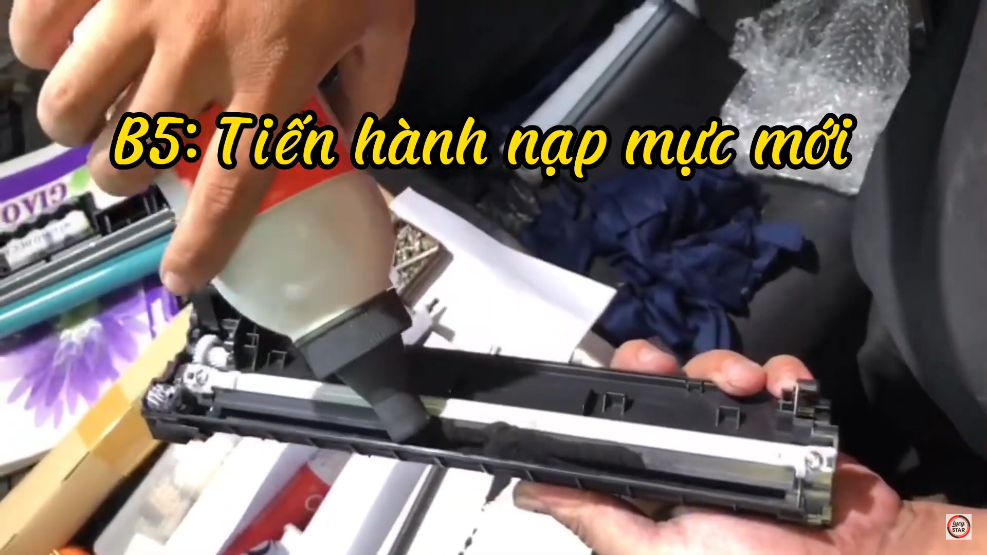 Cách nạp mực máy in HP LaserJet M232,cach nap muc may in hp laserjet m232 Cách nạp mực máy in HP LaserJet M232,cach nap muc may in hp laserjet m232