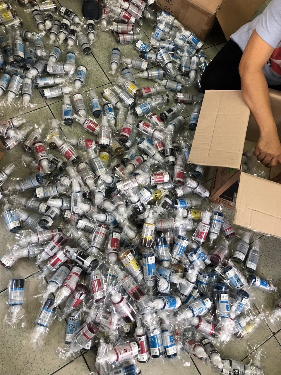 muc 673 của epsosn l805 chính hãng tại long An