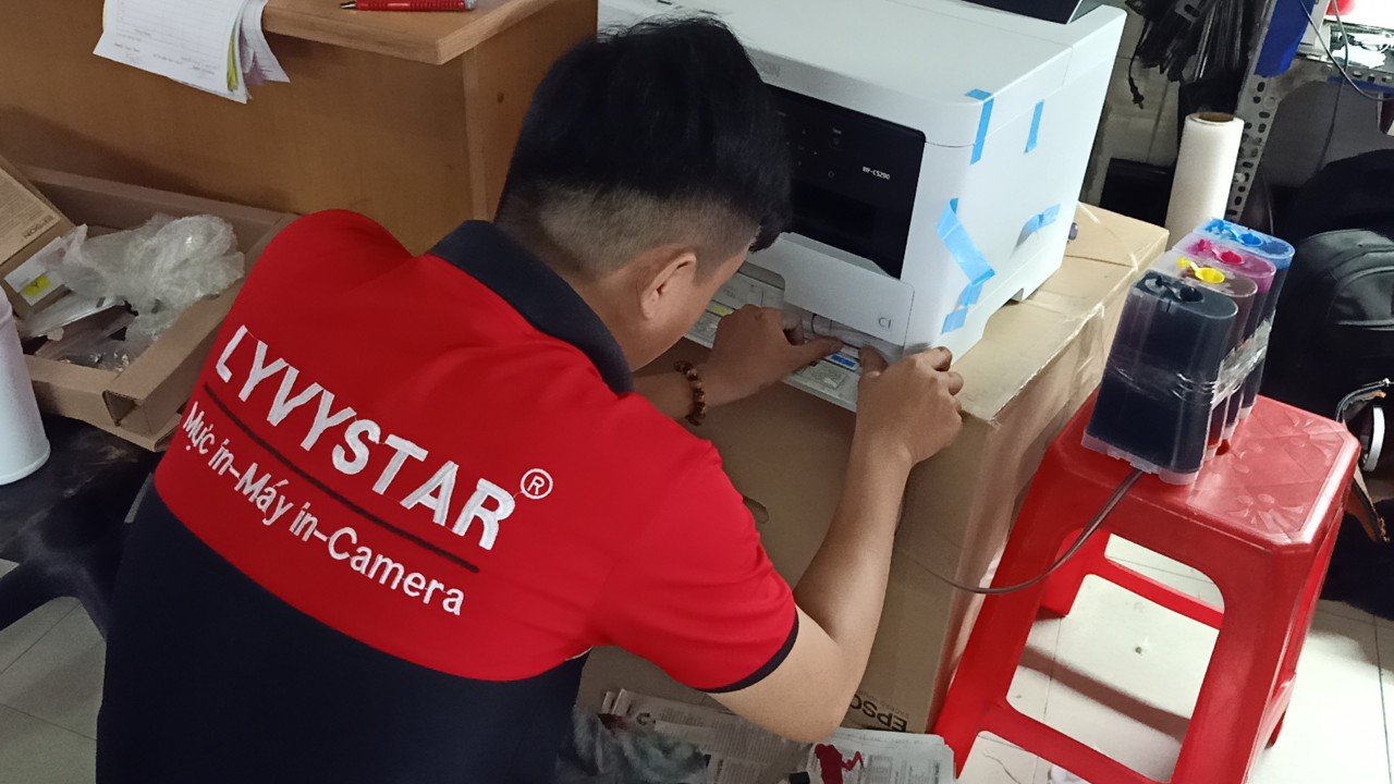 cửa hang bơm mực in uy tin tại long an