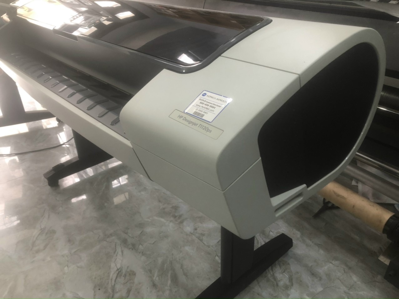 Máy in màu khổ lớn HP Designjet T1100 - A0 Máy in màu khổ lớn HP Designjet T1100 - A0