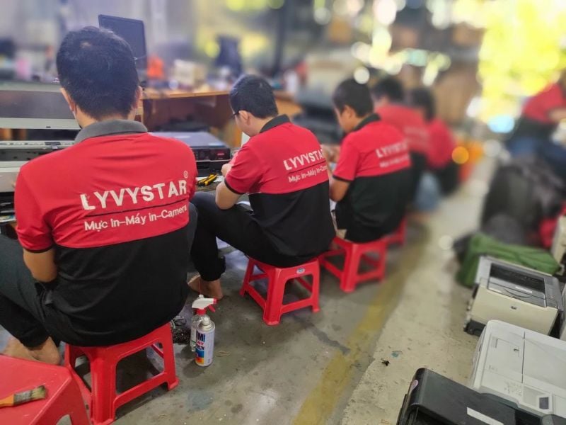 Mua máy in UV khổ lớn ở đâu uy tín?