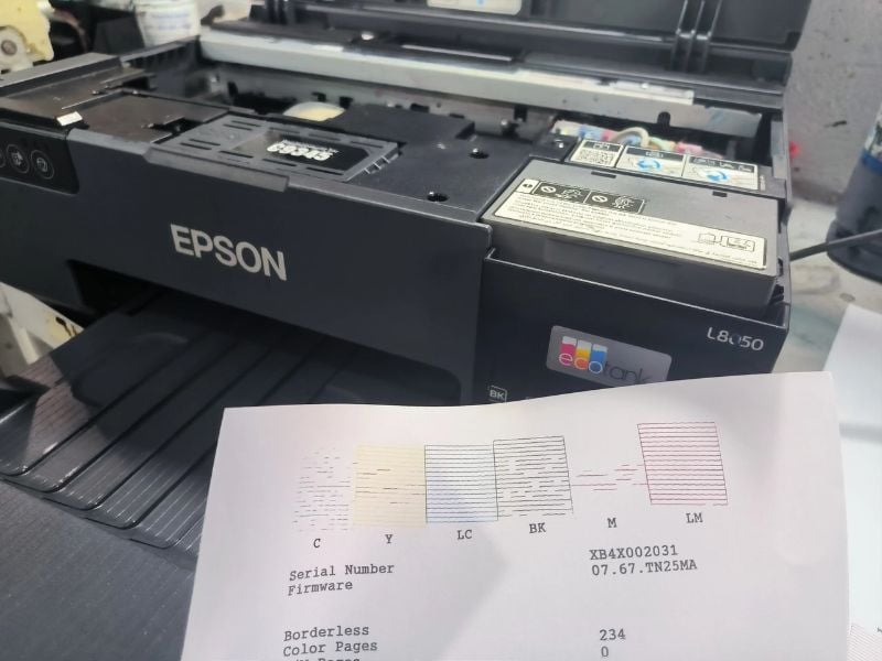 Dấu hiệu máy in Epson L8050 sắp hết mực