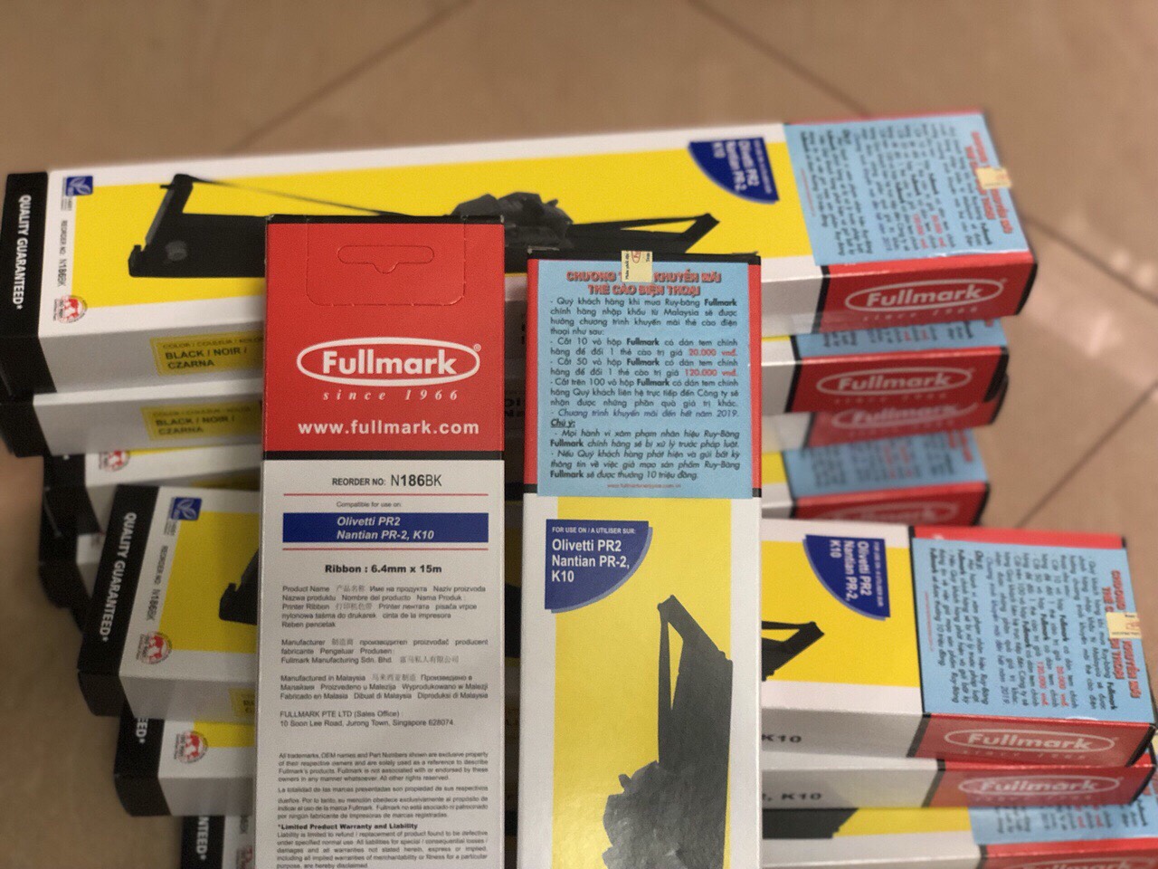 Ruy băng Fullmark LQ 2170/2180/2190 Mã mực: Ruy băng Fullmark LQ 2170/2180/2190 Black Ribbon Cartridge (N177BK) Loại mực: Ruy băng dùng cho máy in kim Dung lượng: 60 mét Bảo hành: Chính hãng Fullmark Máy dùng: Epson LQ – 2170/2180/2190