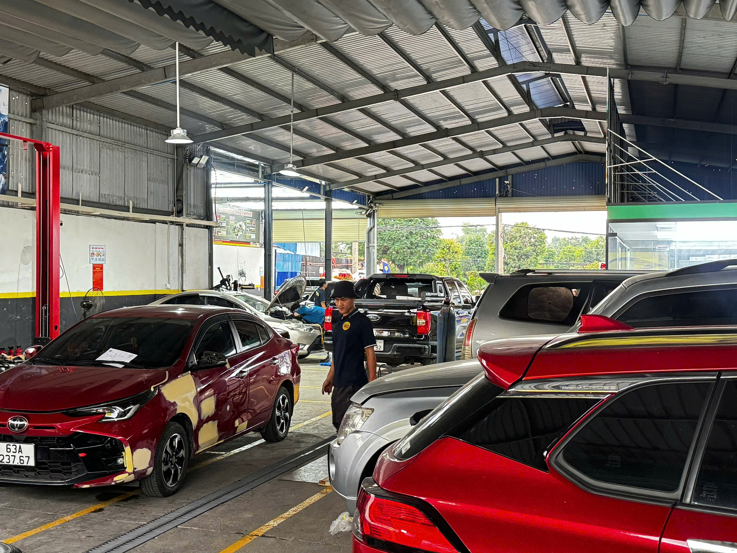 Máy in nào thích hợp thường xuyên sử dụng trong xưởng gara ô tô Máy in nào thích hợp thường xuyên sử dụng trong xưởng gara ô tô