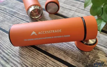 Bình giữ nhiệt in logo là món quà tặng thân thiện với môi trường