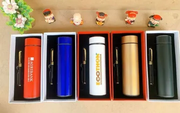 Lựa chọn quà tặng bình giữ nhiệt in logo phù hợp với nhu cầu khách hàng