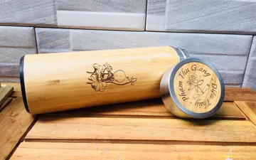 Bình giữ nhiệt vỏ tre khắc logo theo yêu cầu