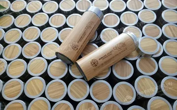 Quà tặng bình giữ nhiệt sản phẩm không thể thiếu trong cuộc sống hiện nay !