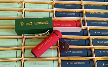 Xu hướng lựa chọn bình giữ nhiệt in logo làm quà tặng cho nhân viên