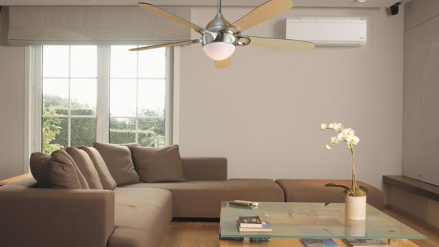 Vệ sinh máy lạnh định kì giúp tăng tuổi thọ máy, đảm bảo sức khỏe cho gia đình Vệ sinh máy lạnh định kì giúp tăng tuổi thọ máy, đảm bảo sức khỏe cho gia đình