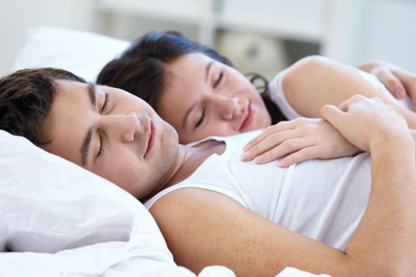 Rượu Nhân Sâm Giúp Cải Thiện Mối Quan Hệ Vợ Chồng Rượu Nhân Sâm Giúp Cải Thiện Mối Quan Hệ Vợ Chồng