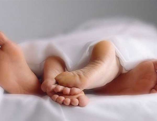 Nhân sâm Hàn Quốc ngâm rượu tăng khả năng ham muốn và cân bằng được sinh lý Nhân sâm Hàn Quốc ngâm rượu tăng khả năng ham muốn và cân bằng được sinh lý