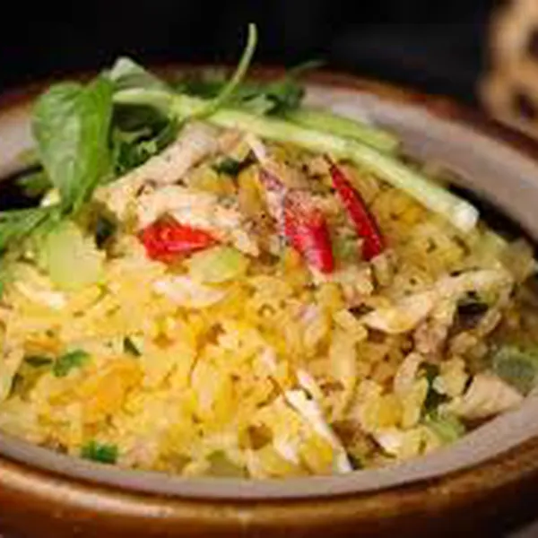 Cơm chiên cá mặn