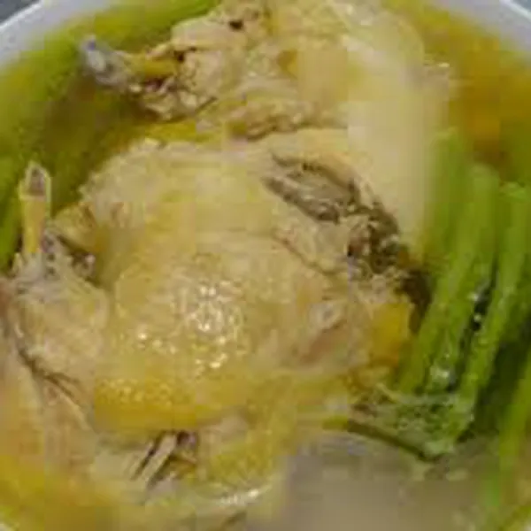 Gà hầm trúc xanh