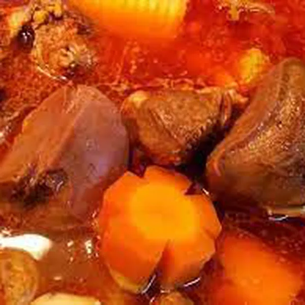 Lưỡi heo nấu lagu