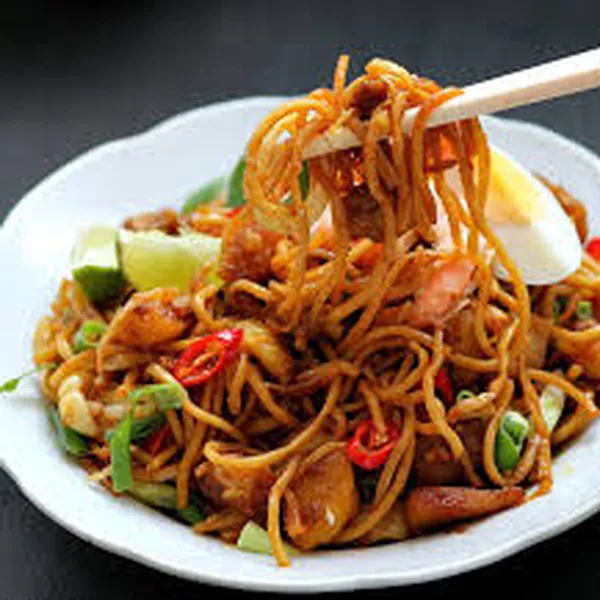 Mì xào thập cẩm