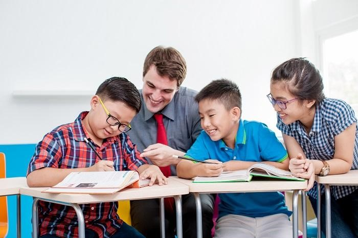 Khóa học tiếng Anh thiếu niên 13-15 tuổi tại Trung Tâm Ngoại Ngữ Sao Anh Mỹ Khóa học tiếng Anh thiếu niên 13-15 tuổi tại Trung Tâm Ngoại Ngữ Sao Anh Mỹ