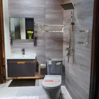 COMBO Thiết bị vệ sinh CB 06