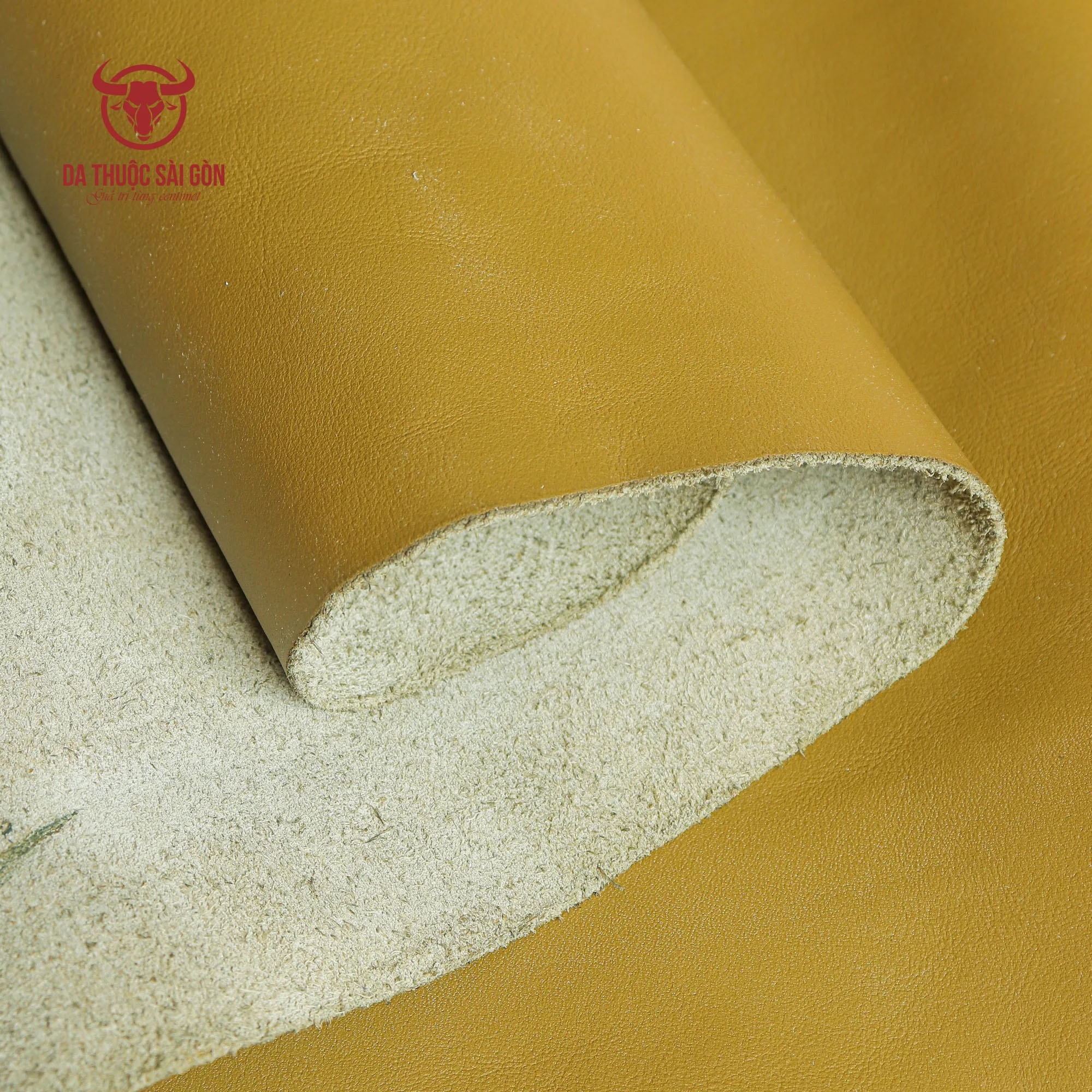 ví da bò cầm tay nam