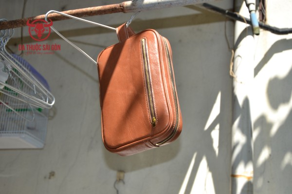 Cách làm sạch đồ da lộn nên biết