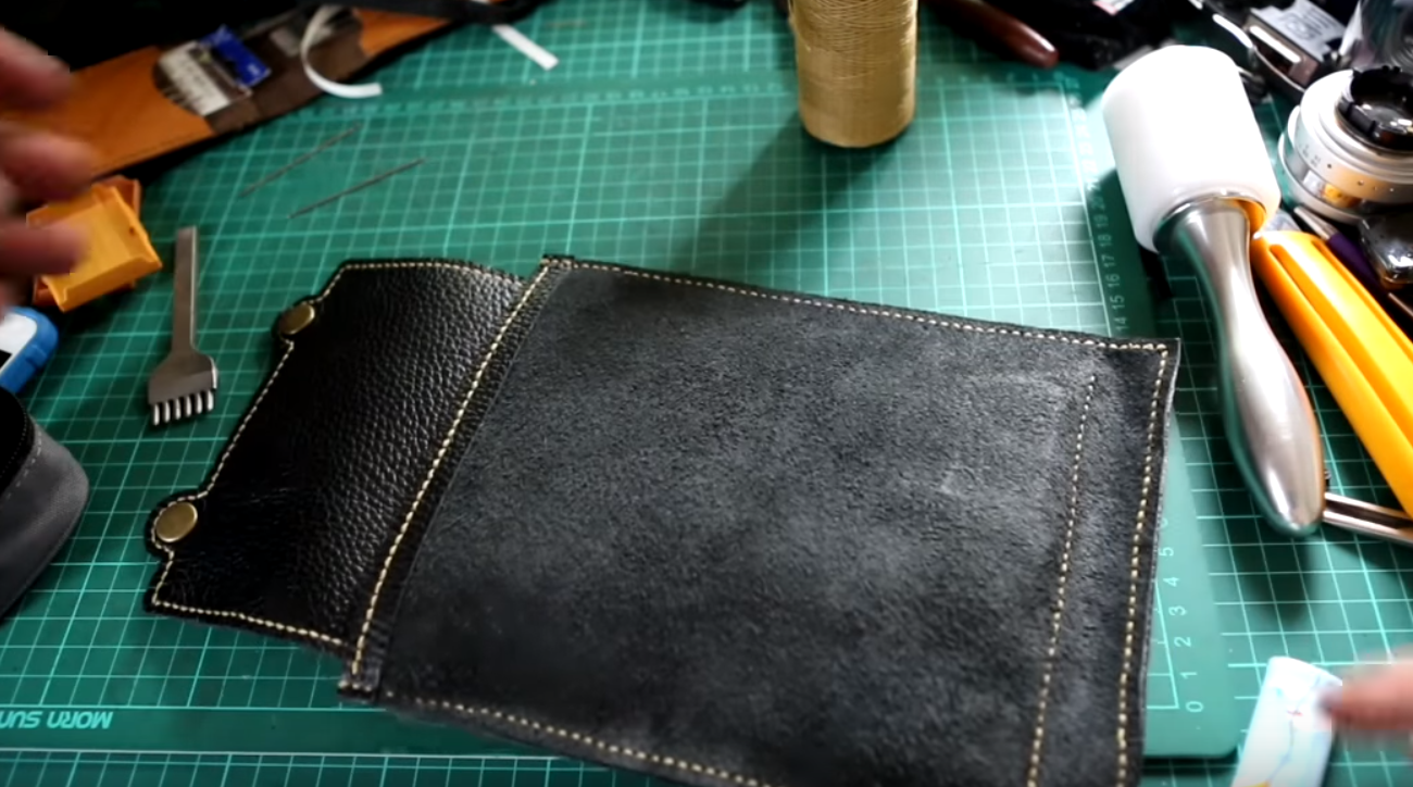 Cách làm ví đựng tiền bằng da