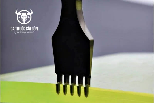 Những dụng cụ làm ví da không thể thiếu