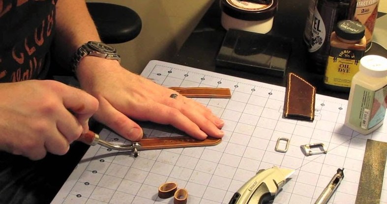 Học làm dây da đồng hồ