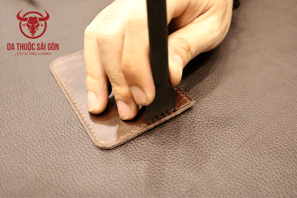 học nghề làm đồ da