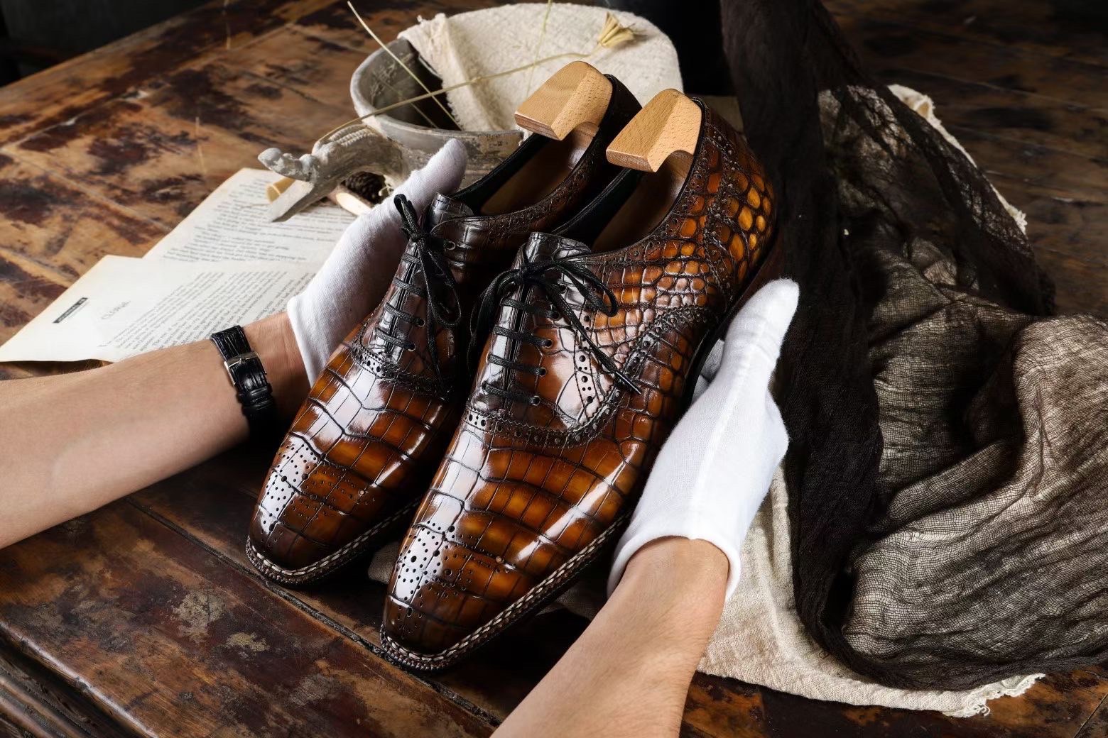 học nghề làm giày da