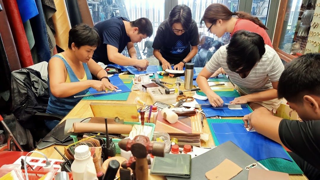 khóa học làm ví da