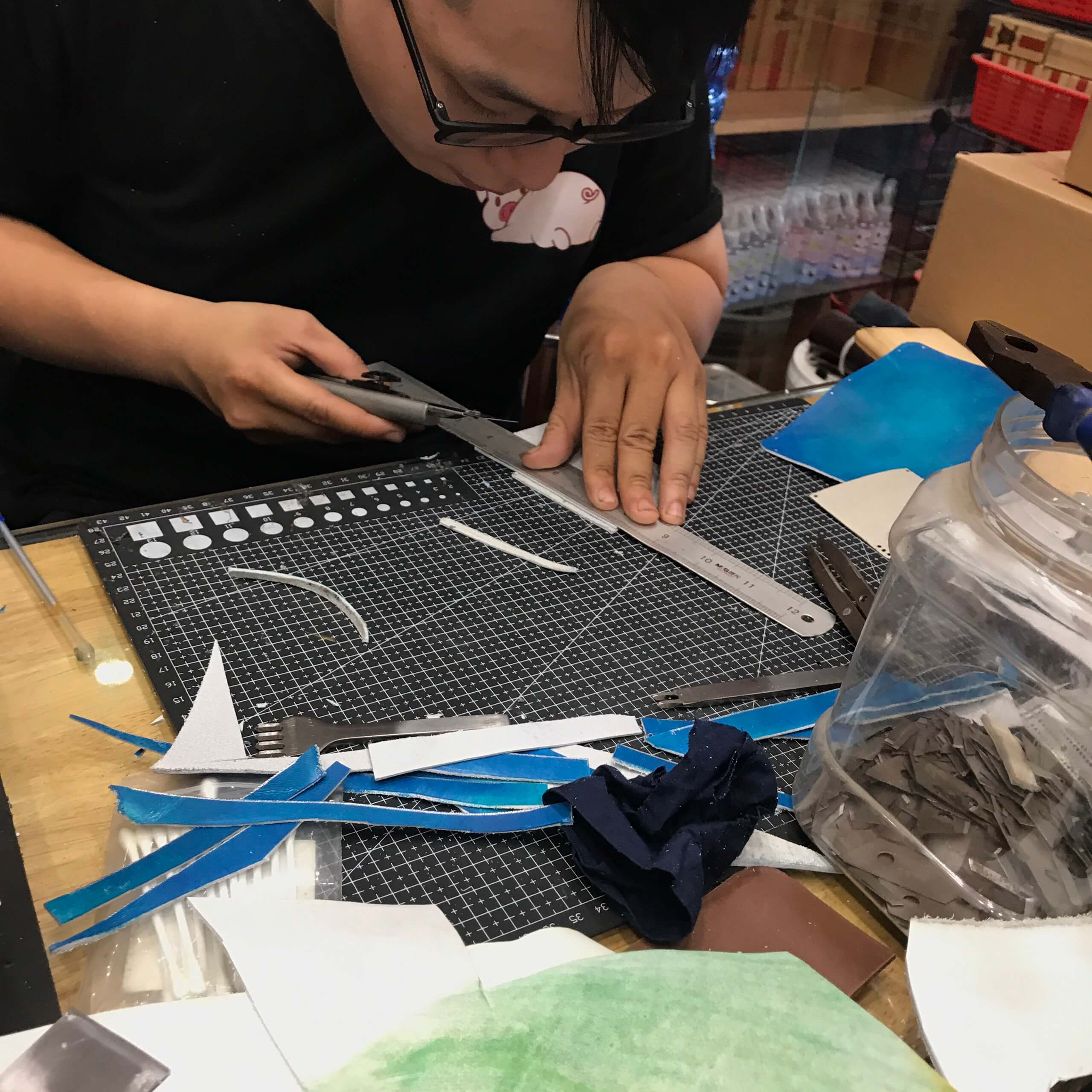 kỹ thuật làm đồ da