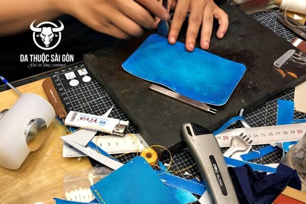 Nhận làm ví da theo yêu cầu