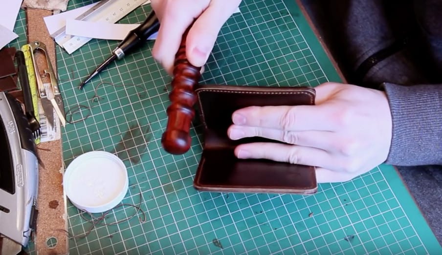 làm ví handmade bằng da