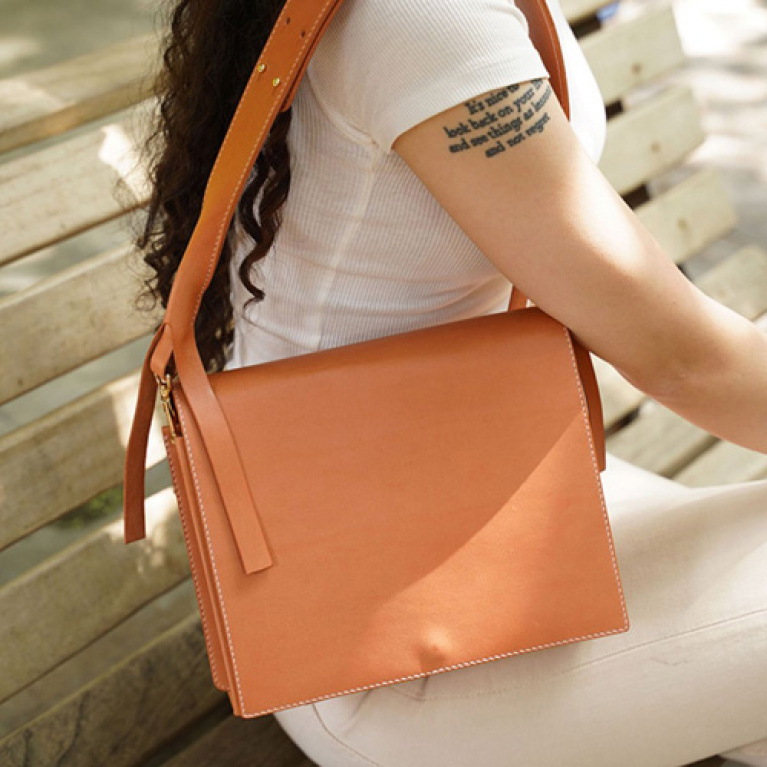 may đồ da ở Sài Gòn